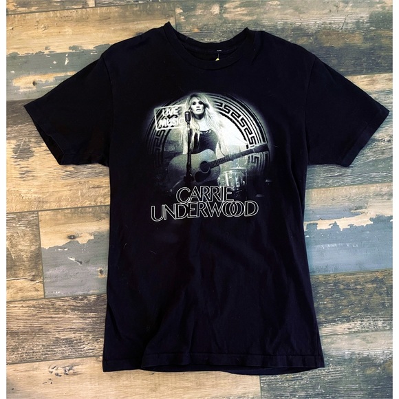 carrie underwood Tops - Carrie Underwood- StoryTeller Tour TShirt- size S